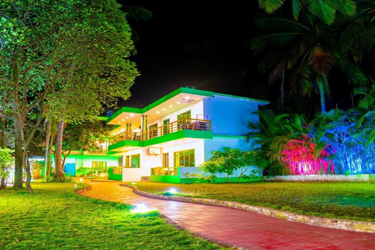 Kinara Resort Mālvan Eksteriør billede